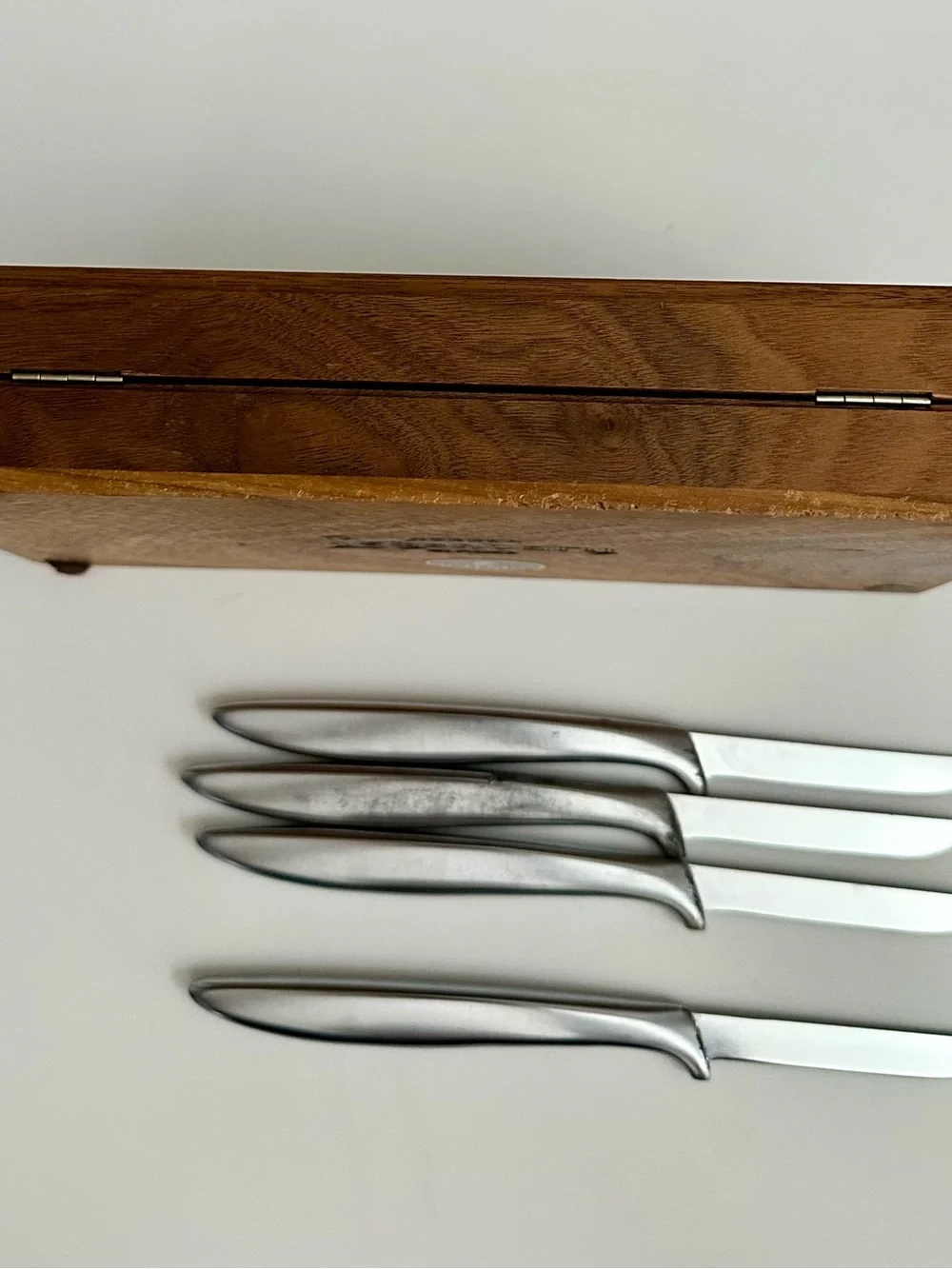 Vintage Gerber Miming Legendary Blades-Steak Knives-Set of 4-Original Walnut Box